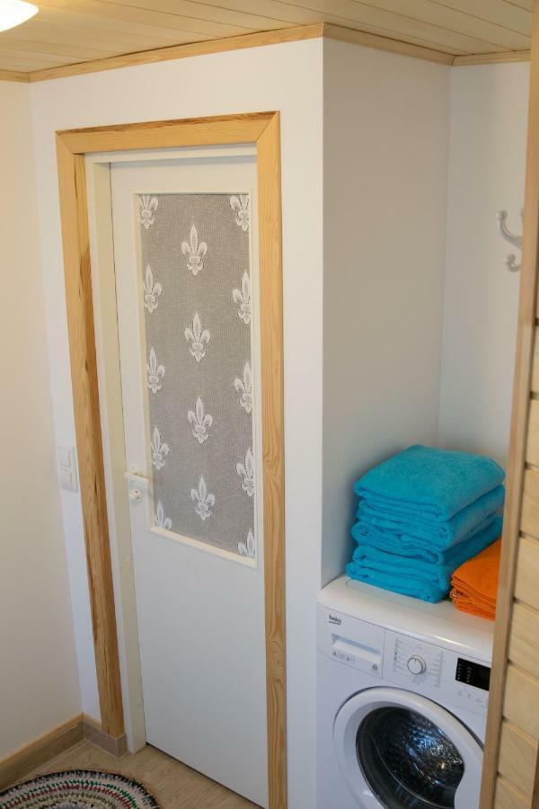 Liisupesa Apartment With Sauna And Garden Pärnu Eksteriør bilde