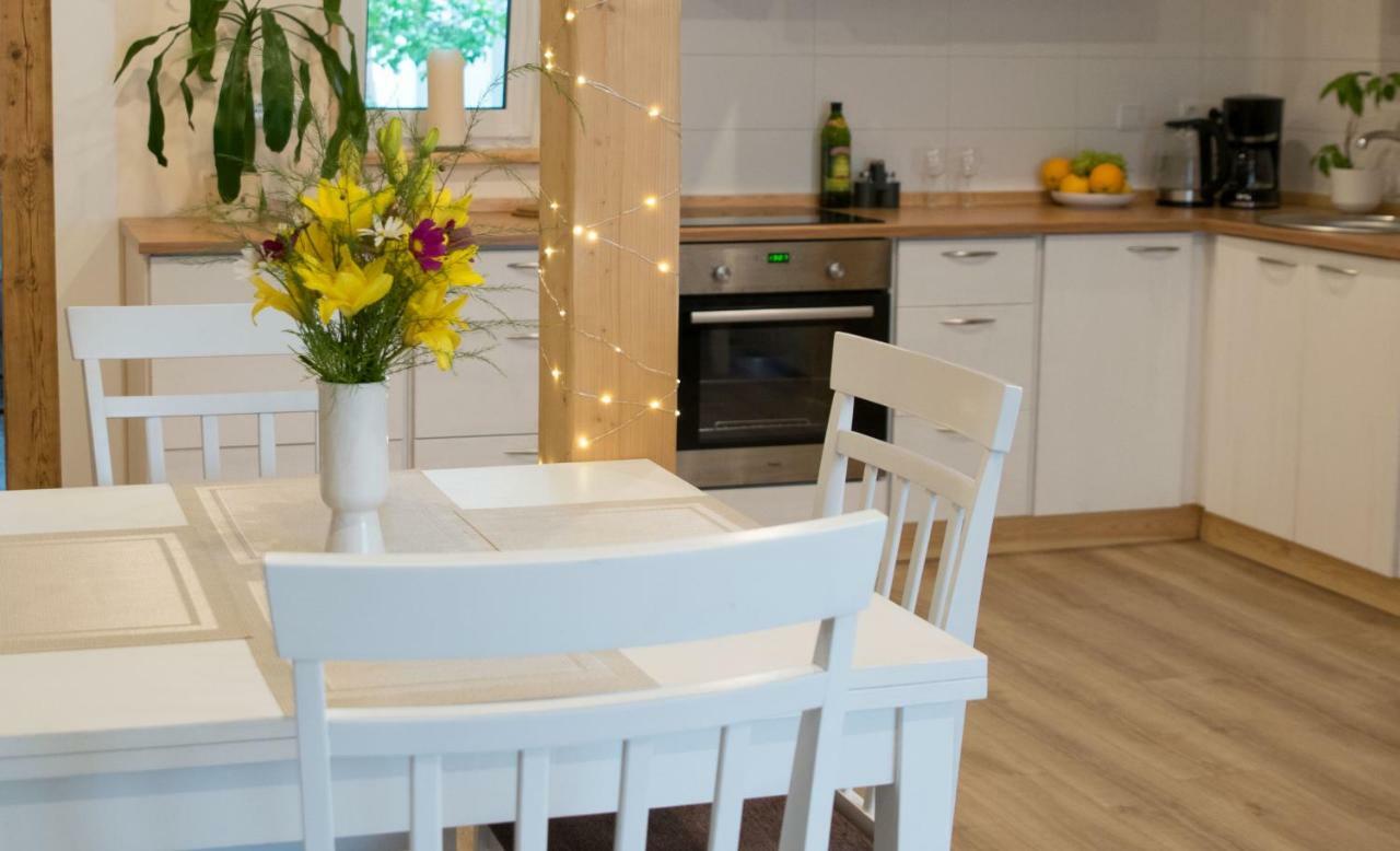 Liisupesa Apartment With Sauna And Garden Pärnu Eksteriør bilde